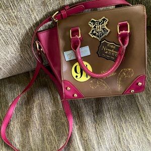 Bioworld Harry Potter 9 3/4 Brown Burgundy Crossbody Bag Purse